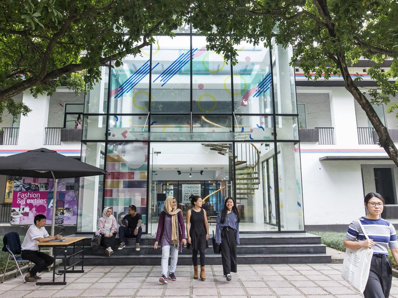 Học phí Học viện Thiết kế và Thời trang London tại Hà Nội năm 2022-2023